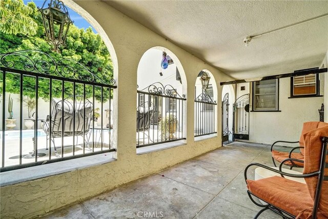 521 W Whiting Ave, Fullerton, CA 92832 - view of patio / terrace