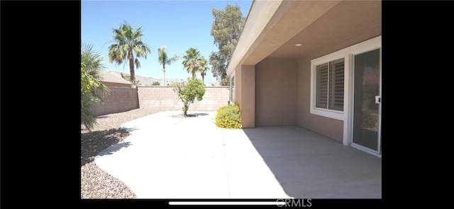 78379 Kistler Way, Palm Desert, CA 92211 - view of patio / terrace with a fenced backyard