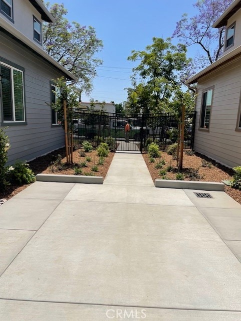 613 E Walnut Ave, Monrovia, CA 91016 - view of patio with a gate