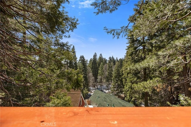 859 Poe Ct, Lake Arrowhead, CA 92352 - view of yard with a view of trees