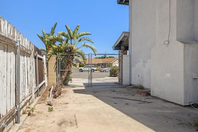 2575 Gayle Pl, Simi Valley, CA 93065 - view of gate