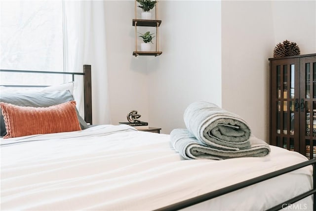 753 Maple Ln, Sugarloaf, CA 92386 - view of bedroom