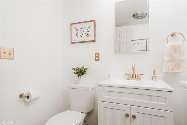 753 Maple Ln, Sugarloaf, CA 92386 - bathroom with toilet and vanity