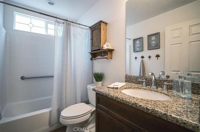32804 Red Carriage Rd, Winchester, CA 92596 - full bath with toilet, vanity, and shower / tub combo with curtain