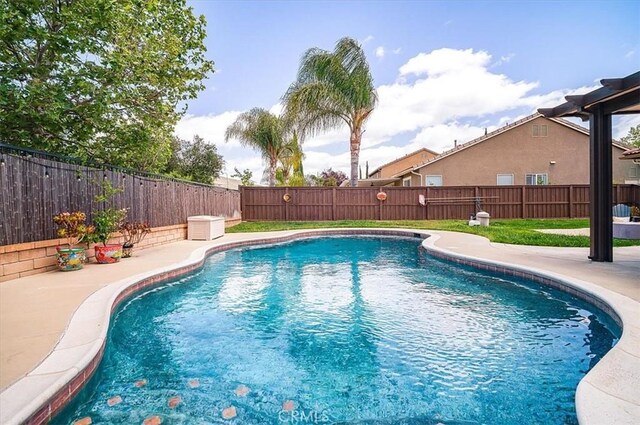 32804 Red Carriage Rd, Winchester, CA 92596 - view of swimming pool featuring a fenced backyard and a patio area
