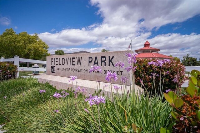 32804 Red Carriage Rd, Winchester, CA 92596 - view of community sign