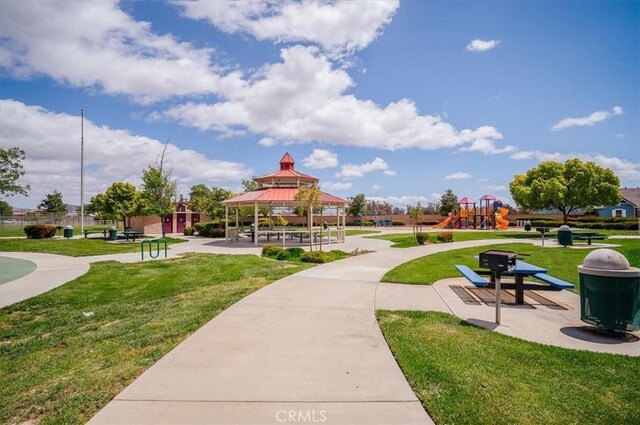 32804 Red Carriage Rd, Winchester, CA 92596 - surrounding community with a gazebo and a lawn