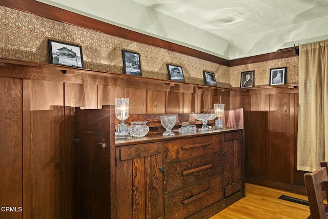 657 Prospect Blvd, Pasadena, CA 91103 - view of welcome area
