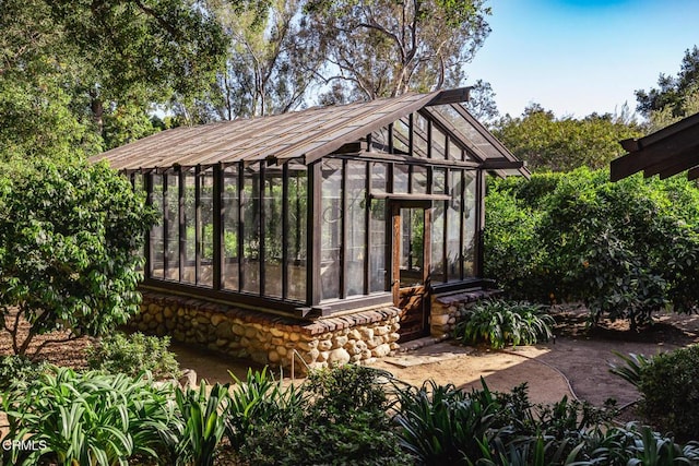 657 Prospect Blvd, Pasadena, CA 91103 - view of greenhouse