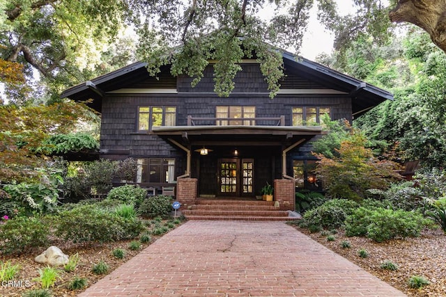 657 Prospect Blvd, Pasadena, CA 91103 - view of front facade with french doors and covered porch