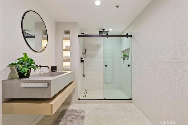 700 Main St Unit 4, Venice, CA 90291 - full bath featuring a stall shower, recessed lighting, and vanity