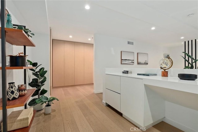 700 Main St Unit 4, Venice, CA 90291 - kitchen with modern cabinets, light wood-type flooring, recessed lighting, and light countertops