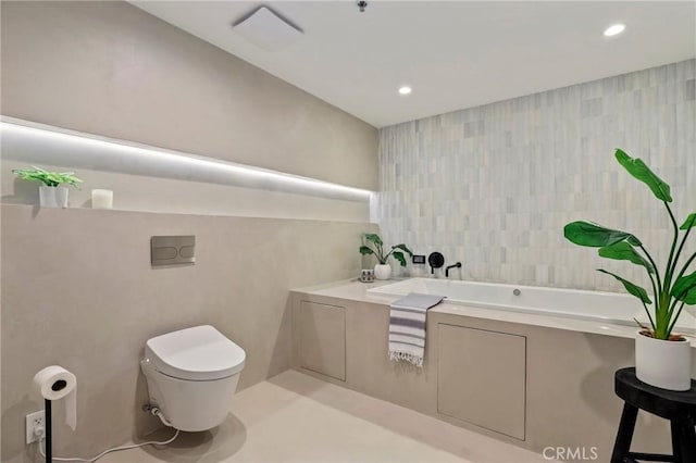 700 Main St Unit 4, Venice, CA 90291 - full bathroom with toilet, a bath, tile walls, and recessed lighting