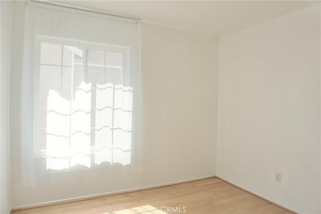 2800 Plaza Del Amo 190, Torrance, CA 90503 - unfurnished room featuring light wood-style floors and baseboards
