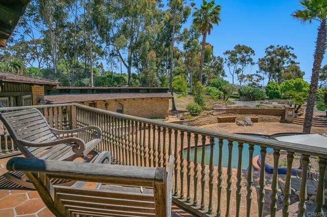 15390 Las Planideras, Rancho Santa Fe, CA 92067 - balcony with a patio area