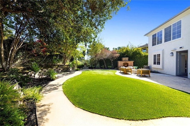 107 Plaza Via Sol, San Clemente, CA 92673 - view of grassy yard featuring an outdoor living space and a patio