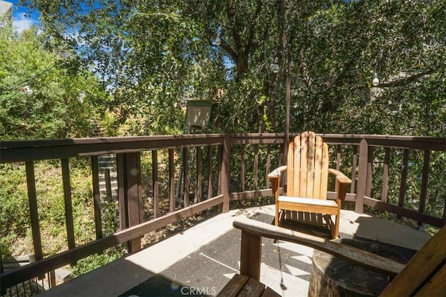1033 Nadelhorn Dr, Lake Arrowhead, CA 92352 - view of patio / terrace