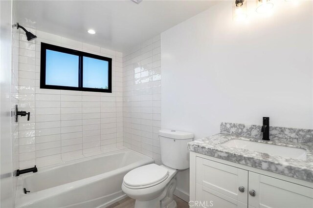 5633 E Deborah St, Long Beach, CA 90815 - full bath with vanity, toilet, and tub / shower combination