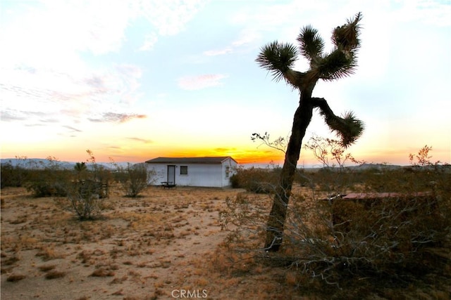 177 Cherokee Trl, Yucca Valley, CA 92284 - view of yard
