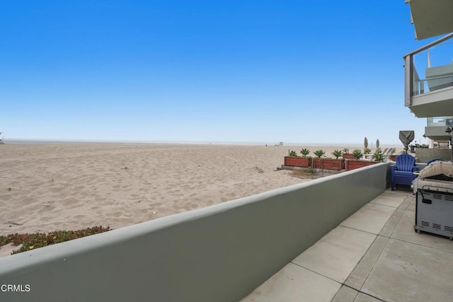3903 Ocean Dr, Oxnard, CA 93035 - view of balcony