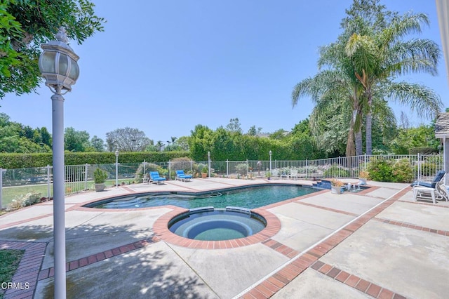 11616 E Las Posas Rd, Camarillo, CA 93012 - view of swimming pool featuring a patio and a pool with connected hot tub