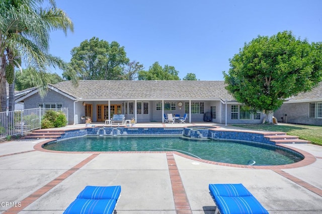 11616 E Las Posas Rd, Camarillo, CA 93012 - view of pool featuring a patio and a pool with connected hot tub