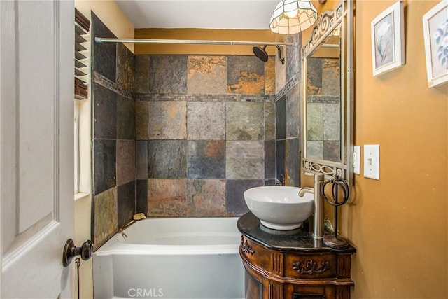 375 E County Line Rd, Calimesa, CA 92320 - bathroom with vanity and washtub / shower combination
