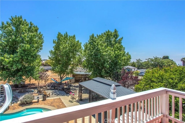 375 E County Line Rd, Calimesa, CA 92320 - view of wooden terrace