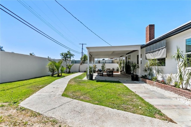 6454 Baird Ave, Reseda, CA 91335 - view of yard with a patio