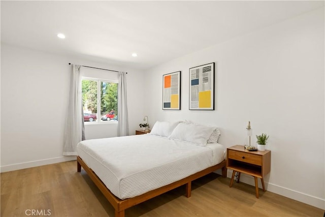 6916 Etiwanda Ave, Reseda, CA 91335 - bedroom featuring light wood-type flooring, baseboards, and recessed lighting