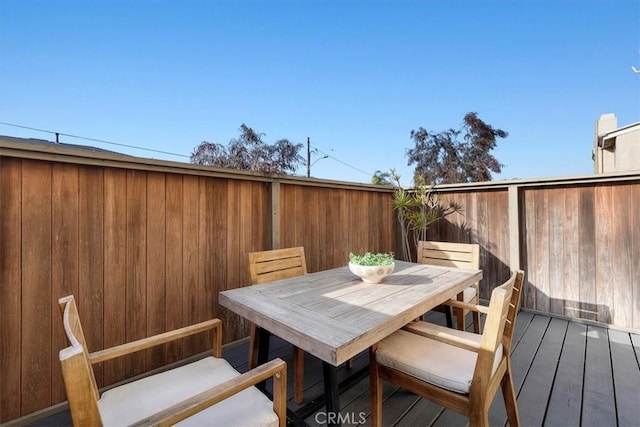1006 Palm Ln, Redondo Beach, CA 90278 - deck with outdoor dining area