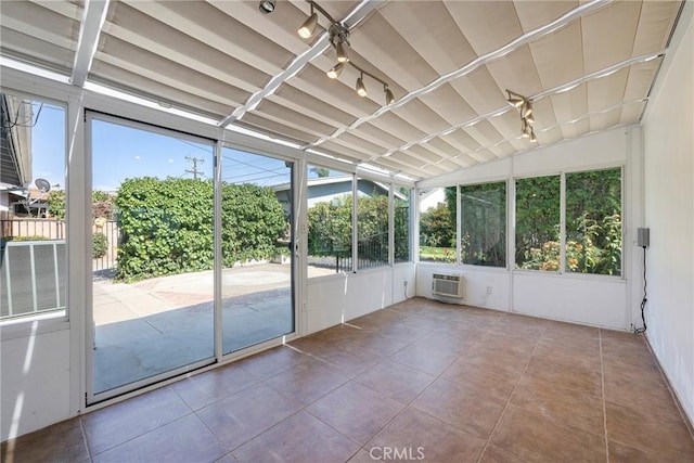 228 W Old Ml, Corona, CA 92882 - unfurnished sunroom with a wall mounted air conditioner and lofted ceiling