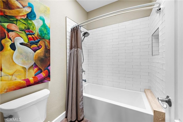 65 Centre Ct, Dana Point, CA 92629 - full bathroom with shower / tub combo and toilet