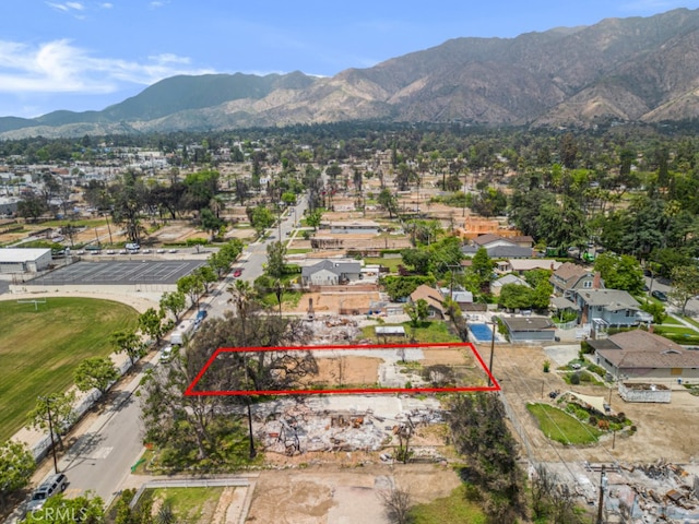 2160 Maiden Ln, Altadena, CA 91001