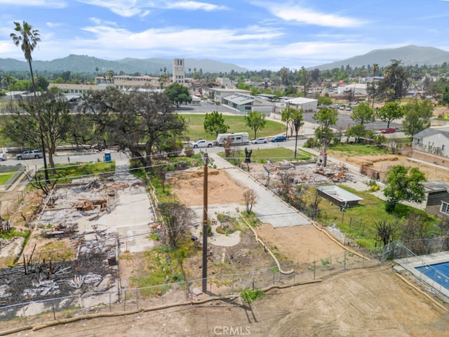 2160 Maiden Ln, Altadena, CA 91001