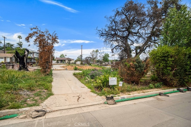 2160 Maiden Ln, Altadena, CA 91001