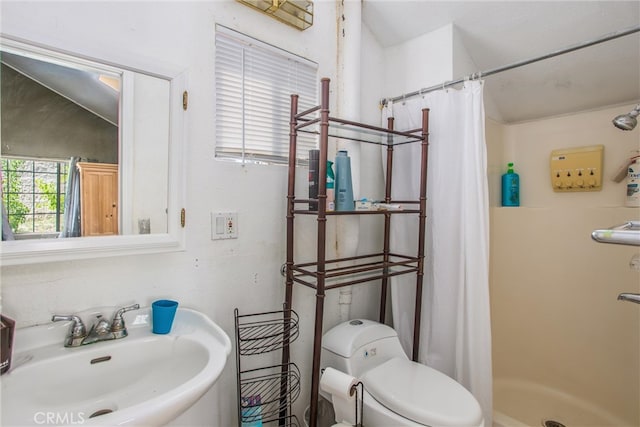 11425 Bryant St, Yucaipa, CA 92399 - full bathroom with a sink, a shower stall, and toilet
