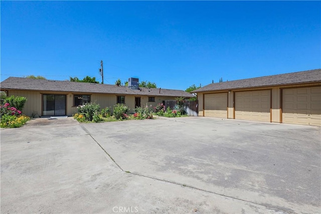 442 R St, Merced, CA 95341 - view of single story home