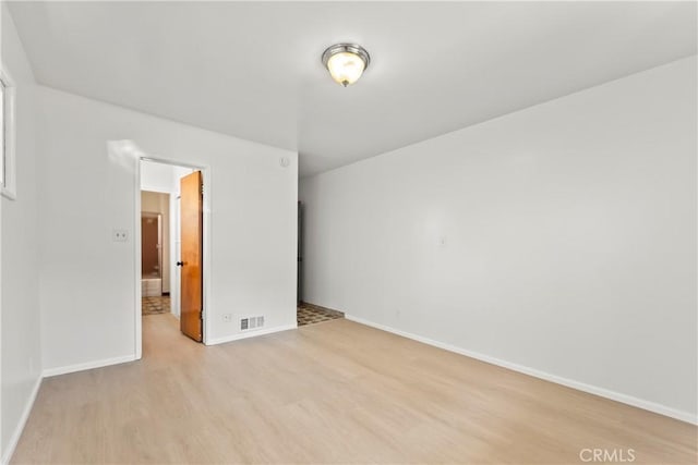 2021 Elanita Dr, San Pedro, CA 90732 - empty room featuring light wood-style flooring and baseboards