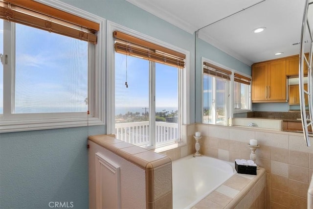 3602 S Walker Ave, San Pedro, CA 90731 - bathroom featuring a bath and recessed lighting