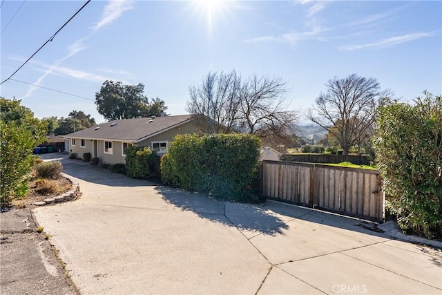 3500 Colima Rd, Atascadero, CA 93422 - view of home's exterior with fence