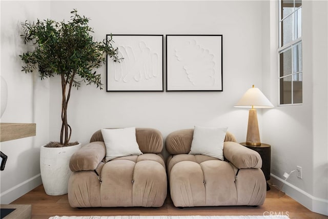 59 Cape Victoria, Aliso Viejo, CA 92656 - living area featuring baseboards and wood finished floors