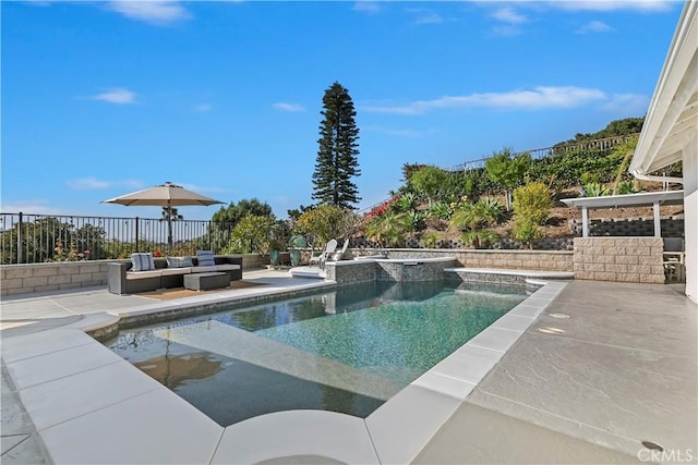 2546 N Orange Hill Ln, Orange, CA 92867 - view of swimming pool featuring a patio area, fence, and a pool with connected hot tub