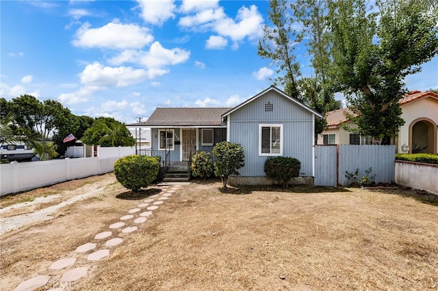 368 W St, Upland, CA 91786 - view of front of home featuring covered porch and fence