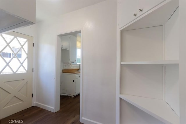 11618 Cedarvale St, Norwalk, CA 90650 - view of closet