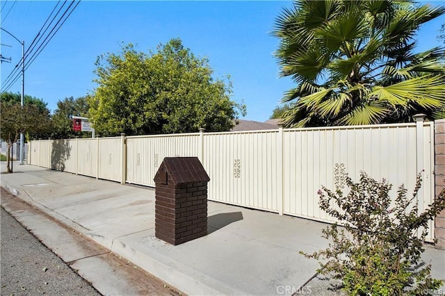 22329 Plummer St, Chatsworth, CA 91311 - view of patio featuring fence