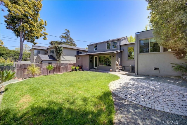 810 Meinecke Ave, San Luis Obispo, CA 93405 - rear view of house featuring stucco siding and a patio area