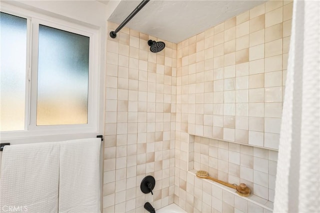 5662 Trail View Pl, Yorba Linda, CA 92886 - bathroom featuring shower / bath combo