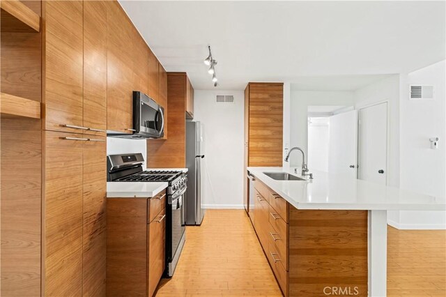 24518 Nicklaus Dr Unit O20, Valencia, CA 91355 - photo 4