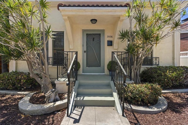 3536 Park Villa, San Diego, CA 92104 - property entrance featuring stucco siding
